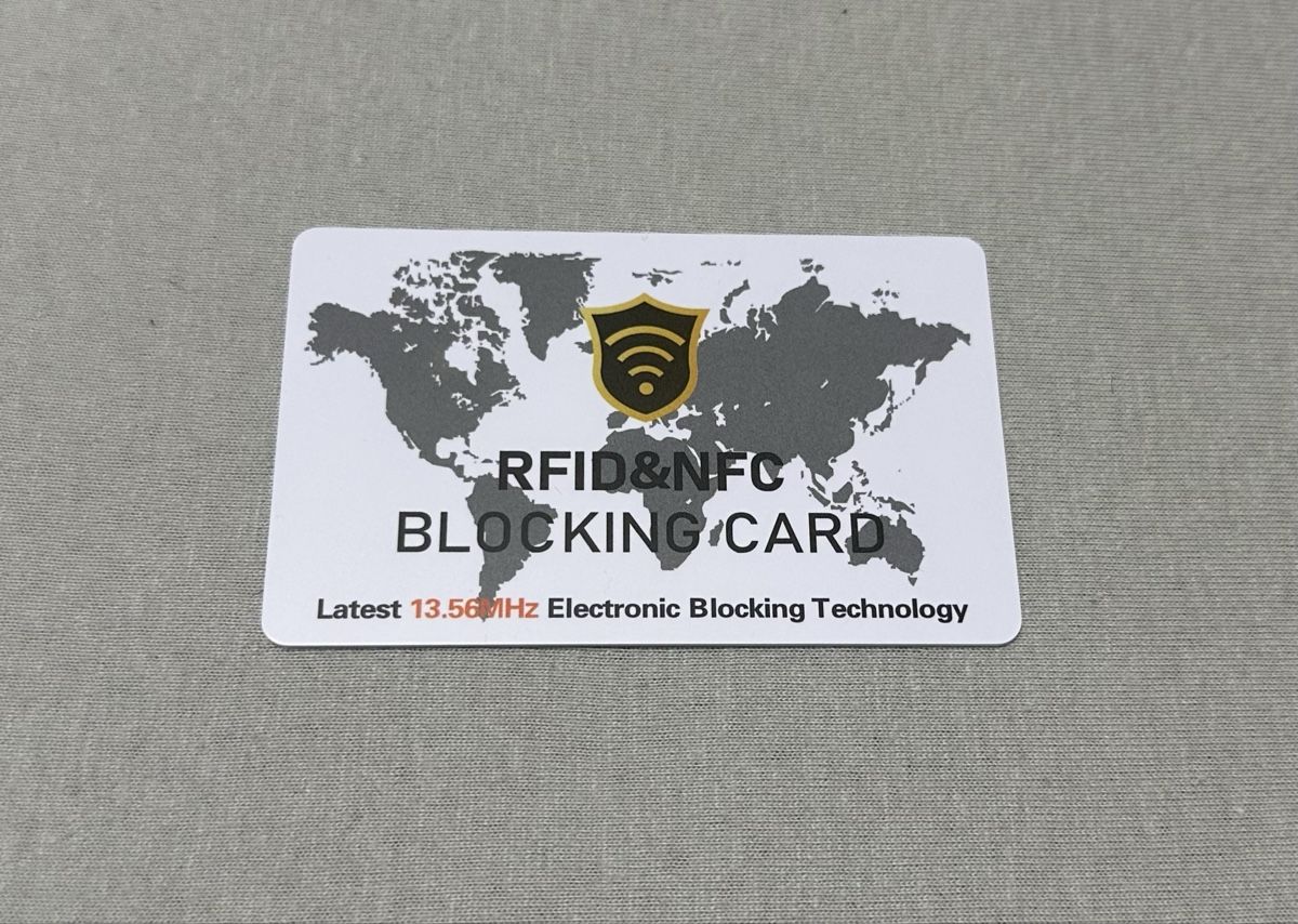 Componenti elettronici: NFC RFID Karte Weiß Datenschutz Portmonee – Nuovo e nell'imballaggio originale da Eggenwil venduto da SteinImSchuh 1