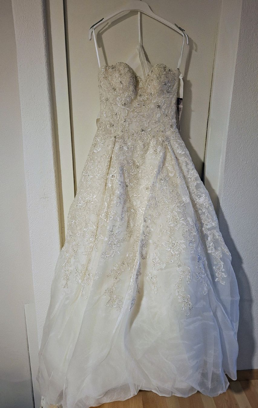 Vestiti: Wunderschönes Brautkleid, Gr. 38, elfenbein-farben – Usato da Arbon venduto da stkur