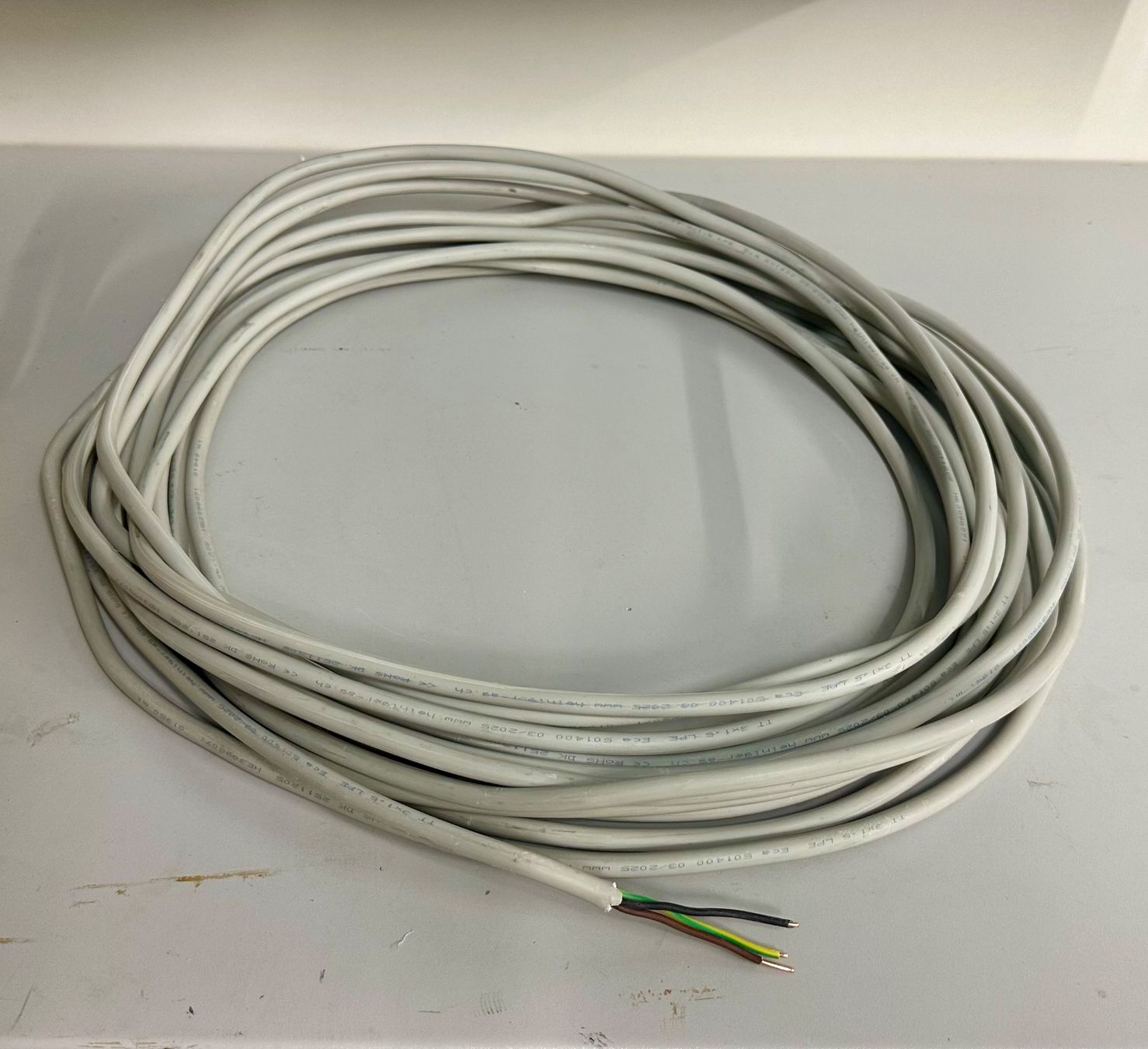Câbles: 15m 3-Adriges Kabel, 1.5m2 – Neuf (Voir description) à Ennetbaden par pwdrsnow1