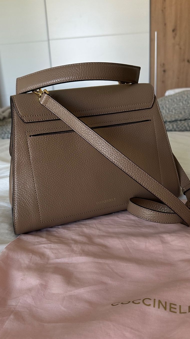 Coccinelle Borse da donna: Coccinelle Tasche wie neu – Usato da Dübendorf venduto da Ceraselab 2