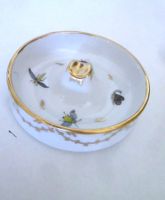 Aschenbecher aus Porzellan