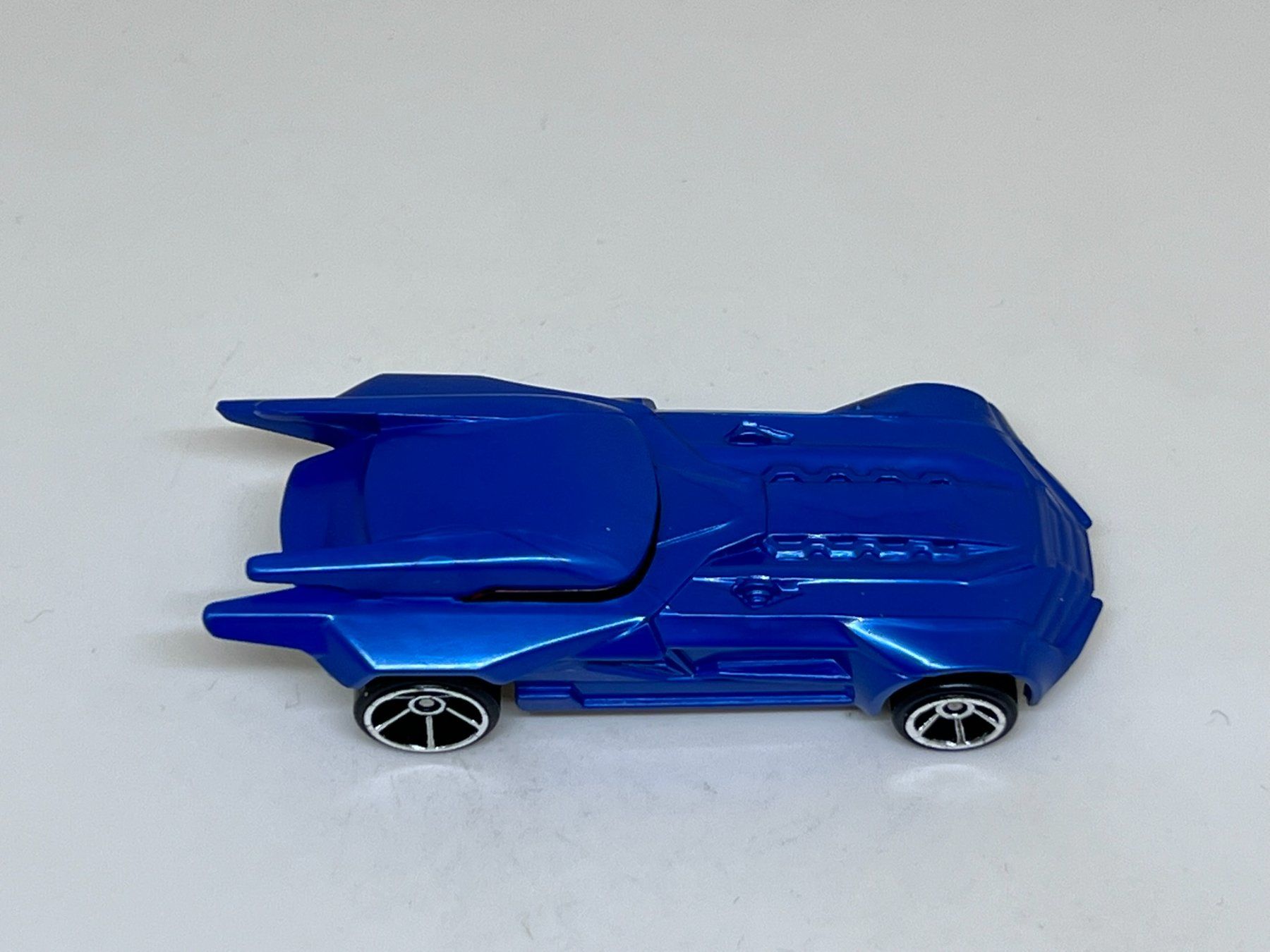 Hot Wheels Modellini d'auto: Hot Wheels Batmobile #187 – Usato da Wildegg venduto da LaaBoutique 1