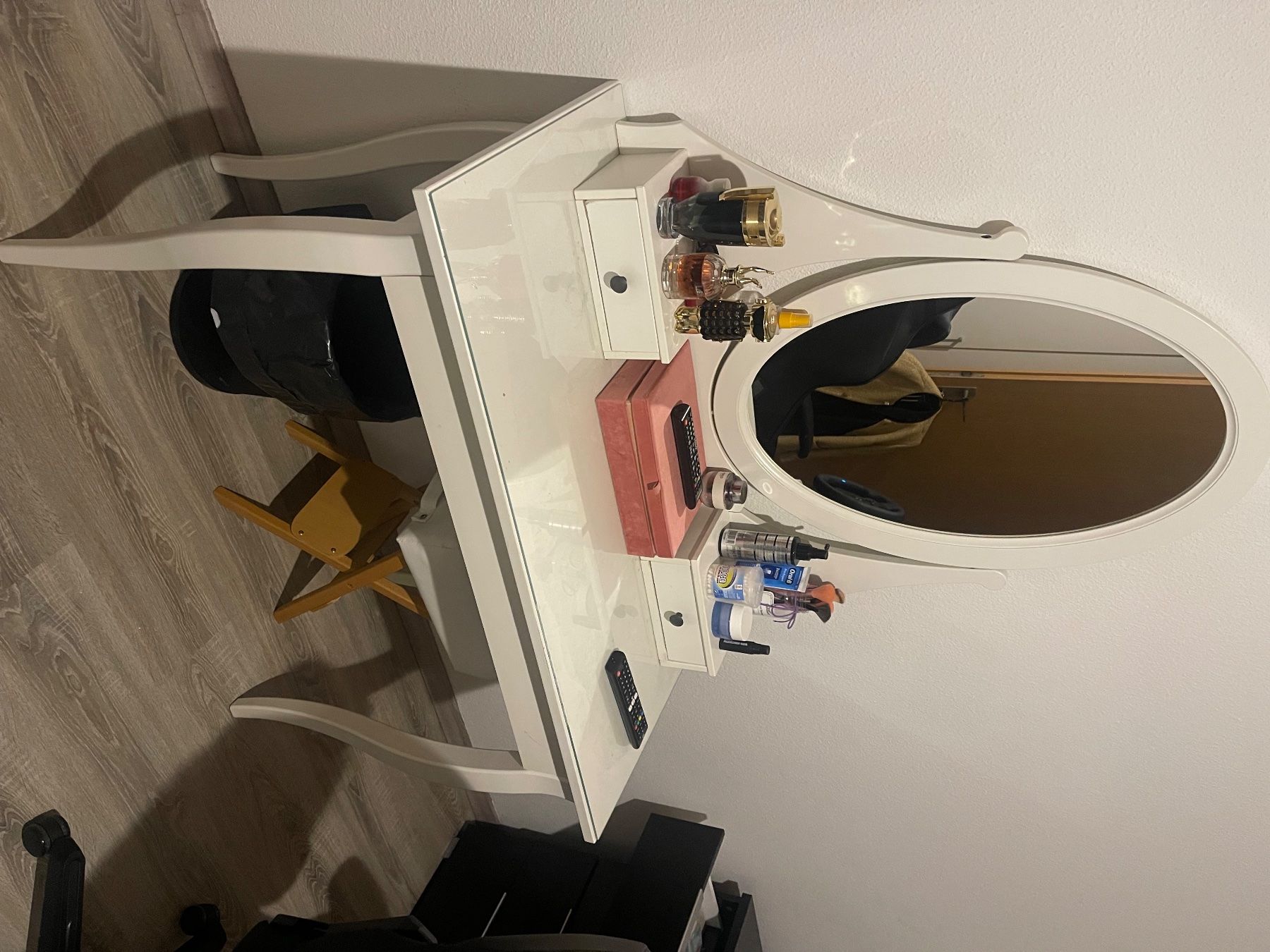 Ikea Coiffeuses: Make up tisch – D'occasion à Sins par pau_m9bb 1