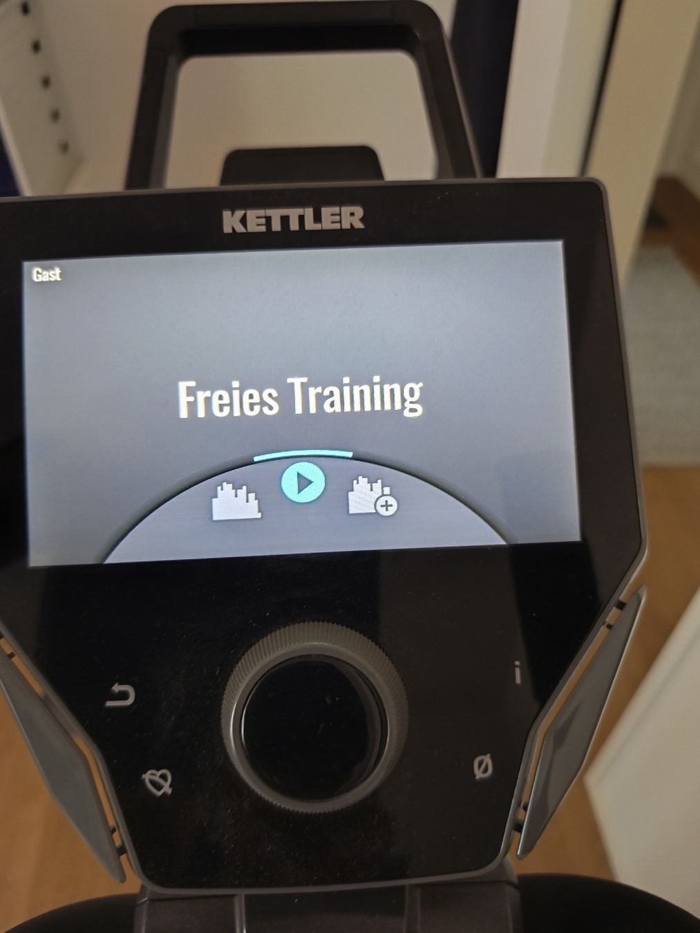 Kettler Hometrainer: Kettler Optima 800 Crosstrainer – Gebraucht aus Wallenwil von meuti01