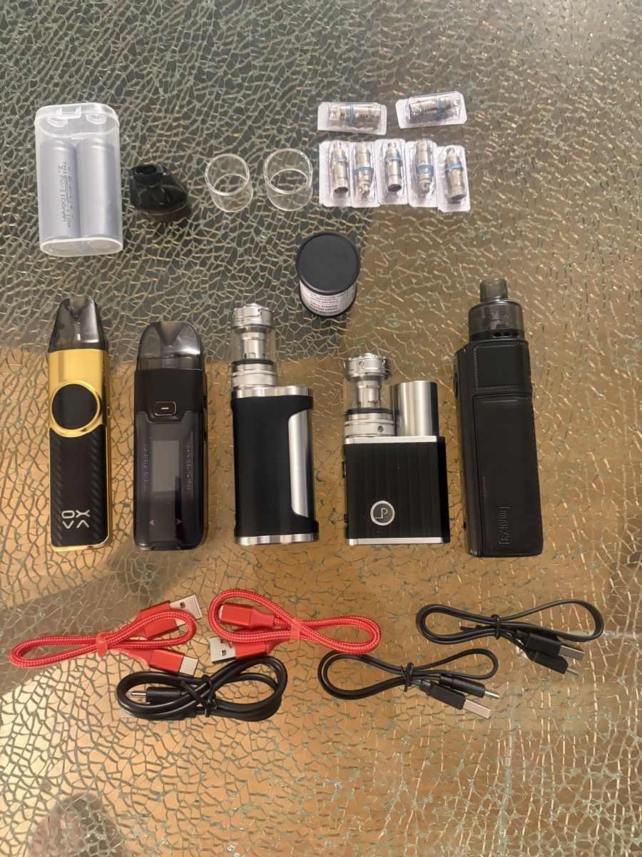 Altri Prodotti per fumatori: Vape Set 2. – Nuovo (secondo la descrizione) da Emmenbrücke venduto da pollux79