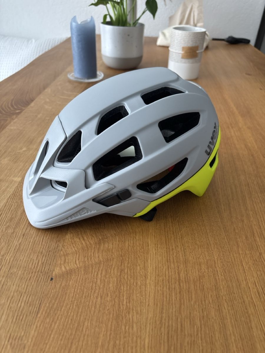 Uvex Helme: Velohelm Uvex finale 2.0 – Neu und originalverpackt aus Windisch von Aarenstrand