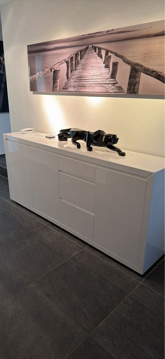 Commodes: Sideboard Hochglanz Weiß – D'occasion à Biel-Benken BL par cor_rmw7