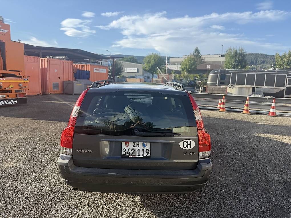 Autos: volvo v70 – Gebraucht aus Adlikon b.Regensdf von dammgarage8108 2