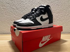 NIKE DUNK HIGH RETRO PANDA