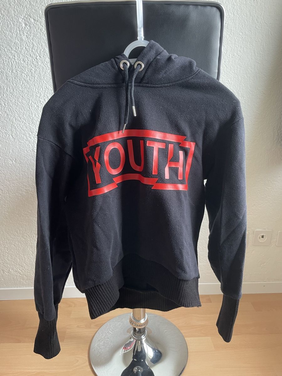 Maglioni & Felpe: Sweat-shirt – Usato da Luzern venduto da mfo_9j7f
