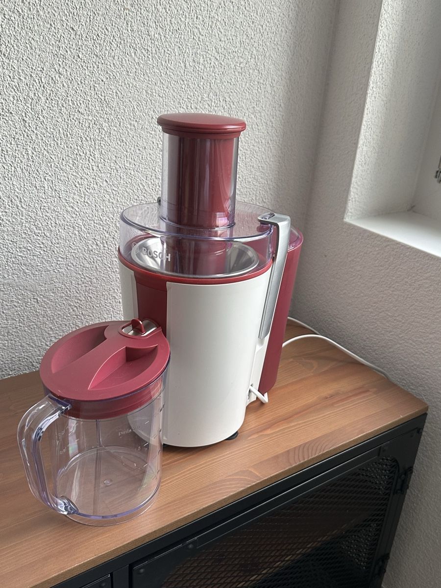Bosch Appareils de cuisine: Juice extractor – D'occasion à Zürich par nat_t6g9