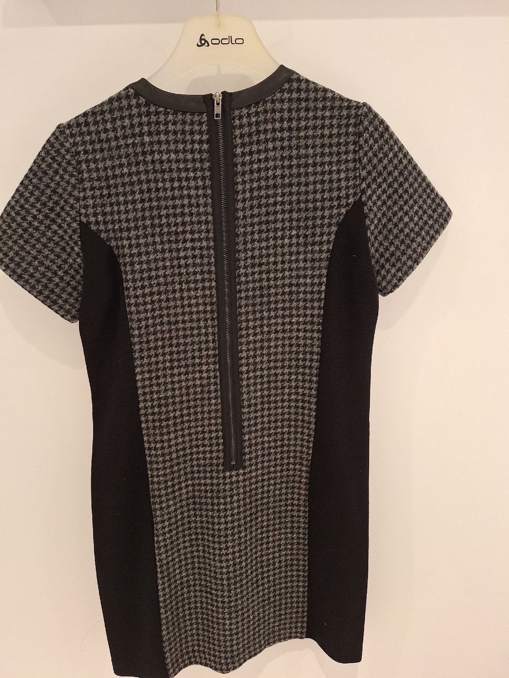 Vestiti: Dress with leather trim – Usato da Cham venduto da Drukkerij 2