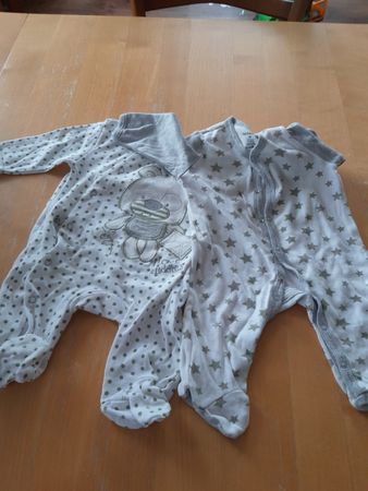 Pijama Gr 56-62, 2 Stück, kaum getragen 