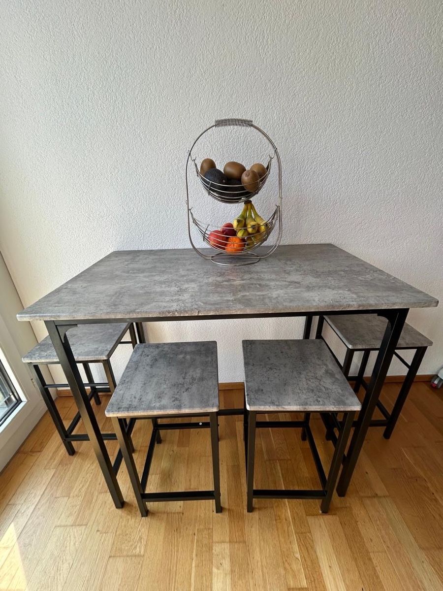 Tischset: Kitchen table with 4 chairs – Neu (gemäss Beschreibung) aus Zürich von cls_jgc7