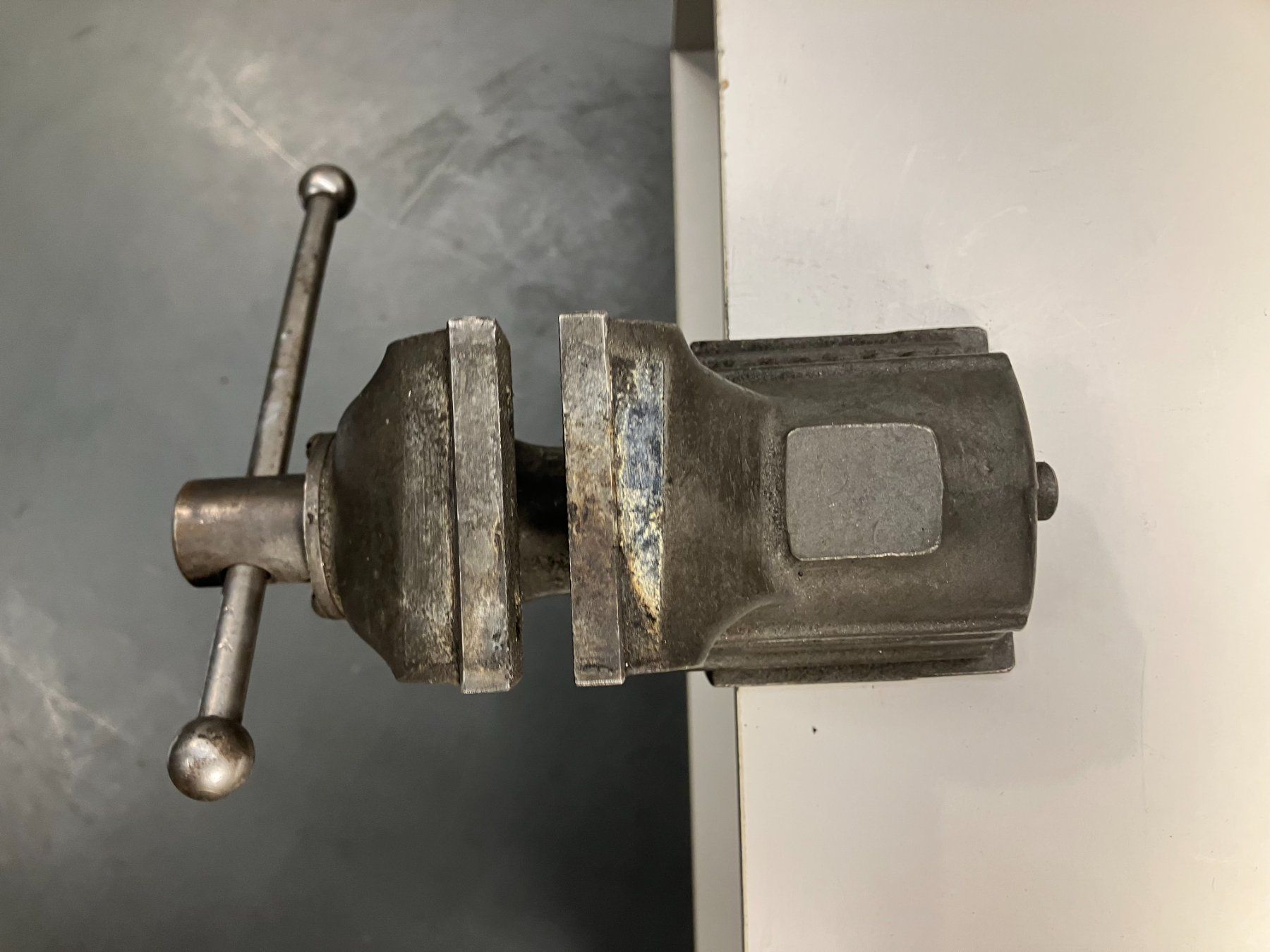 Gressel Tutti gli attrezzi: Profi GRESSEL Parallel-Schraubstock BB. ca. 60mm ab 1.- – Usato da Lichtensteig venduto da Buy24International 6