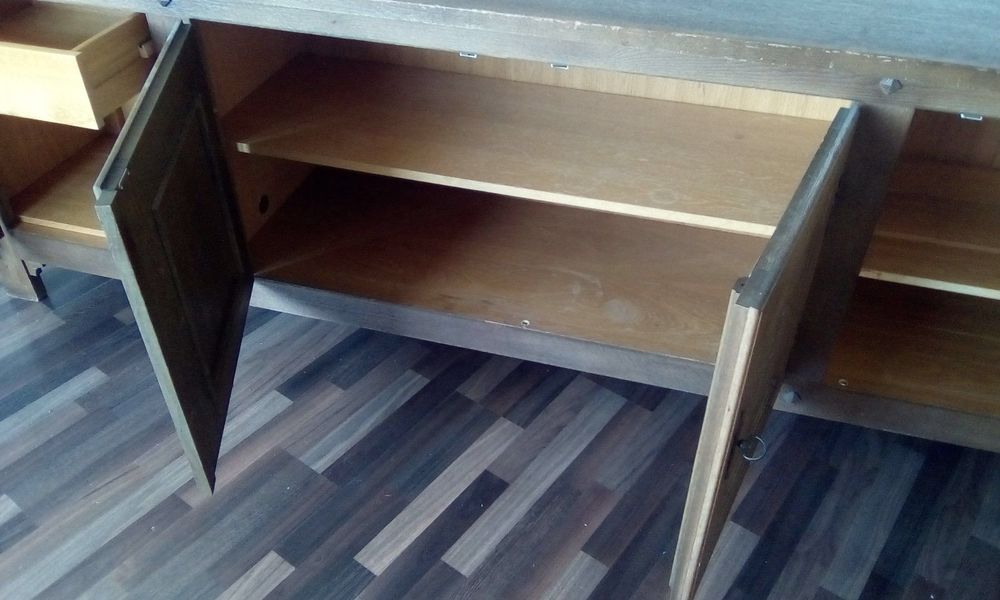Holzkommode / Holzschrank 4