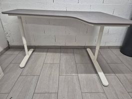 Bureau dangle IKEA BEKANT 160x110 cm