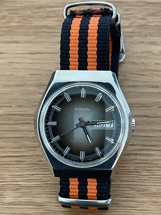 Rodial Automatic 17 Jewels Vintage (Gebraucht) in Basel für CHF 60