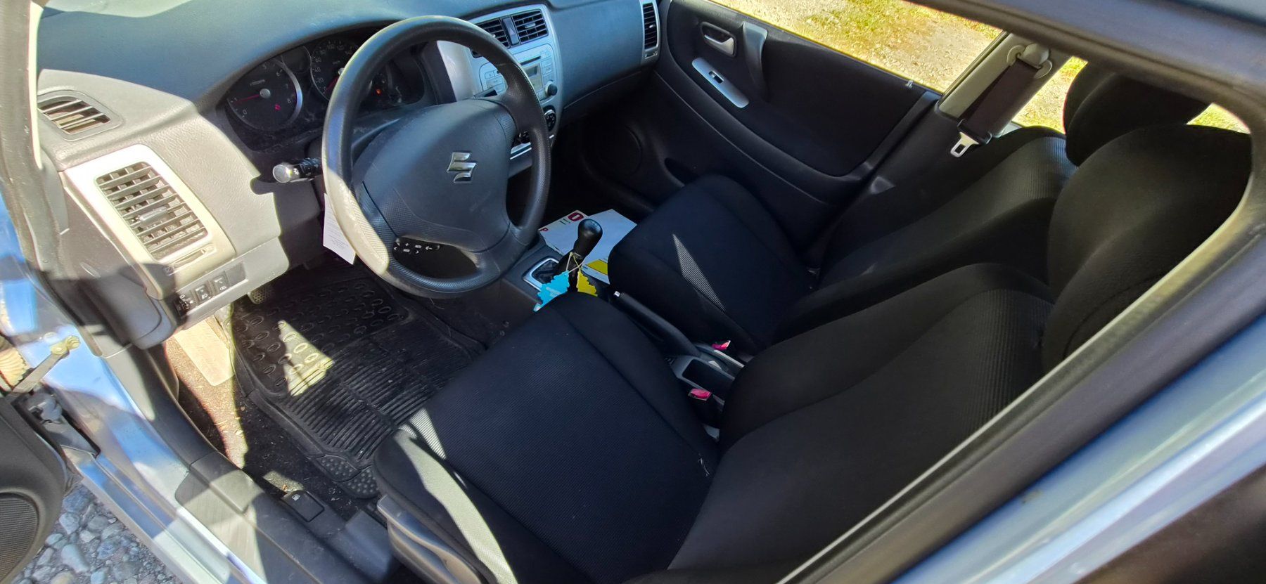 Suzuki Autos: Suzuki liana 4x4 – Gebraucht aus Lengnau BE von Top_Fair 5