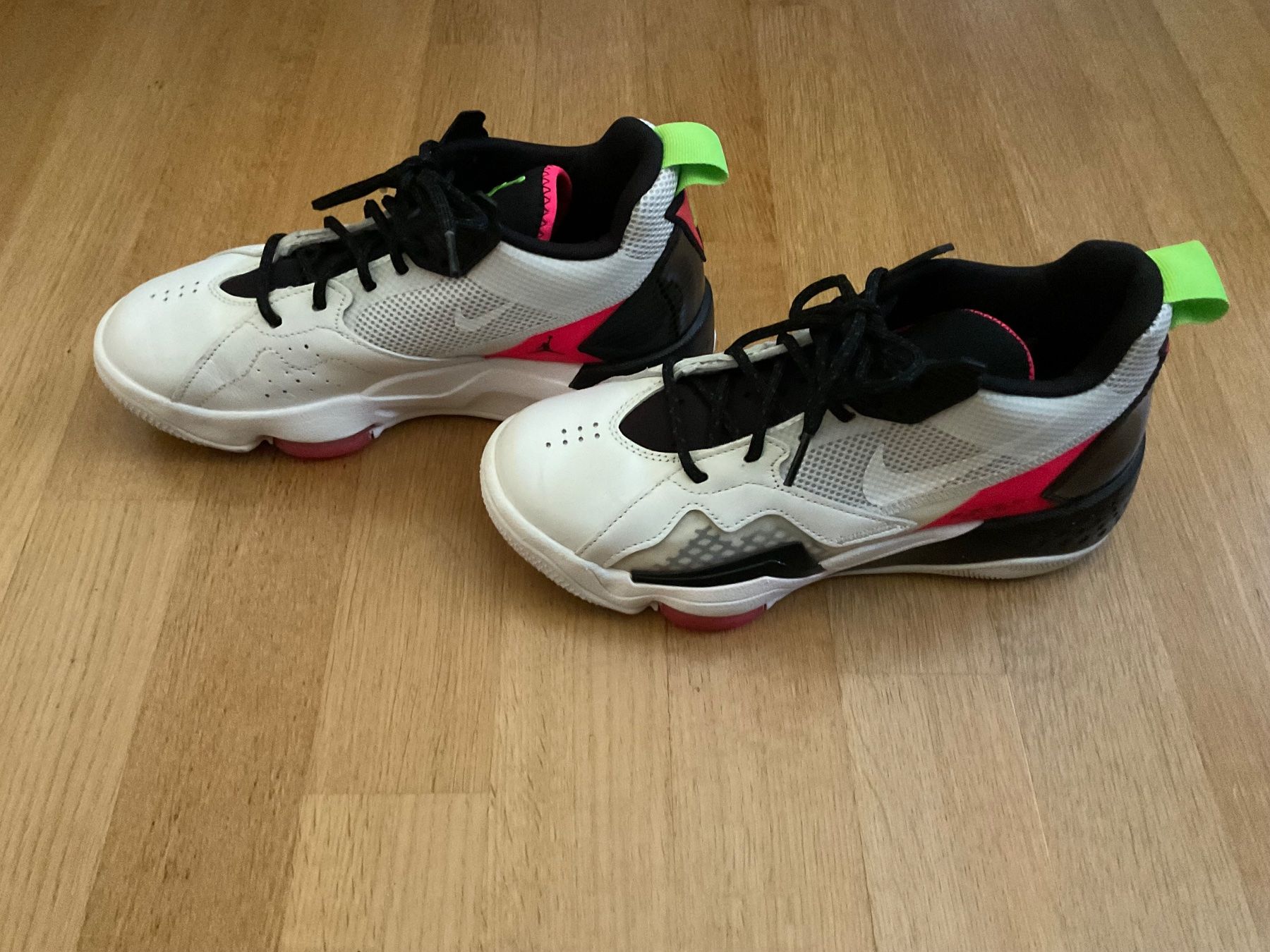 Nike Damenschuhe: Sportschuhe Nike Air – Gebraucht aus Horw von Benny017 1