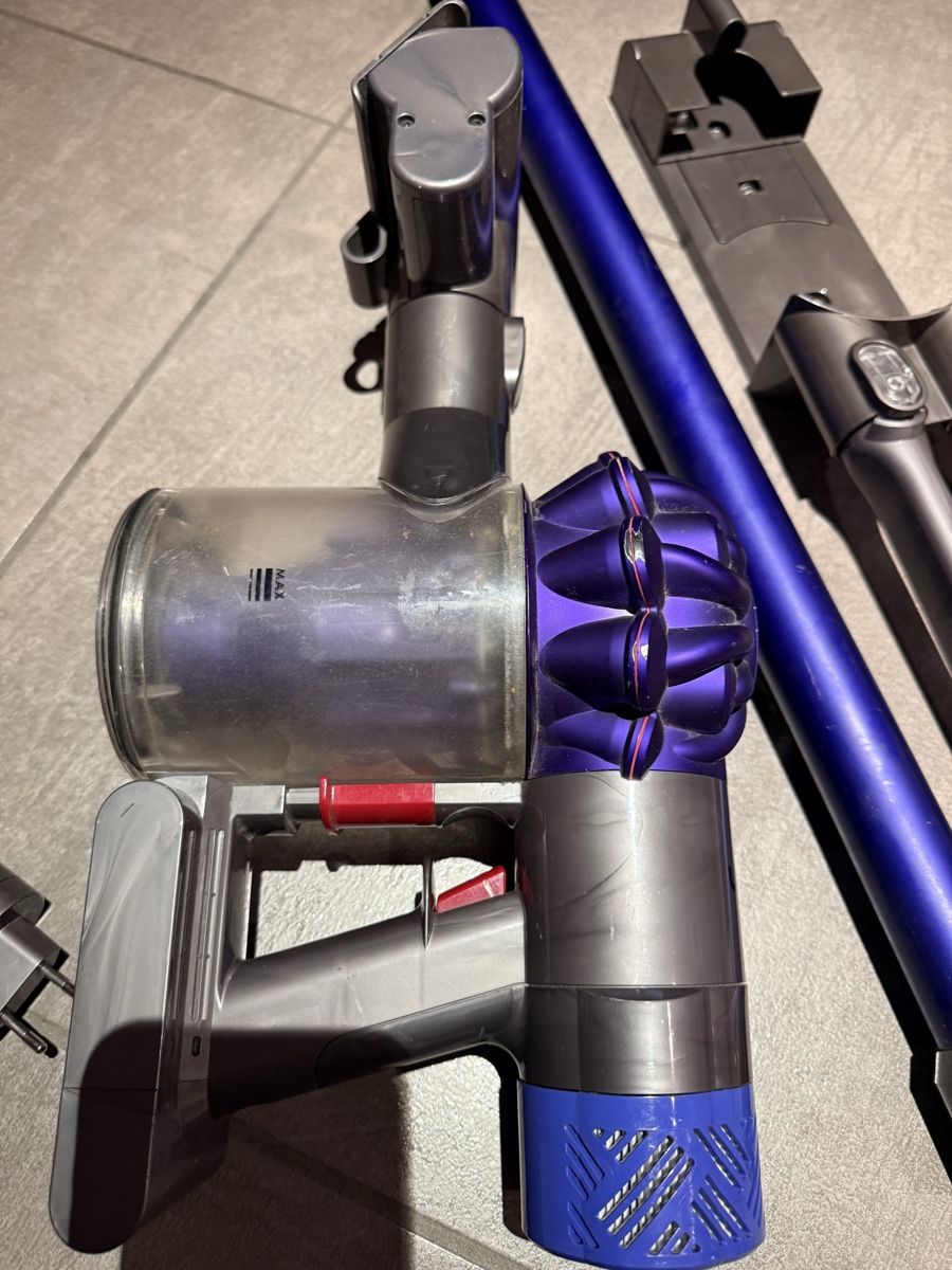 Dyson Aspirapolveri & Accessori: Dyson v6 Defekt  – Difettoso da Claro venduto da KarinS84 4