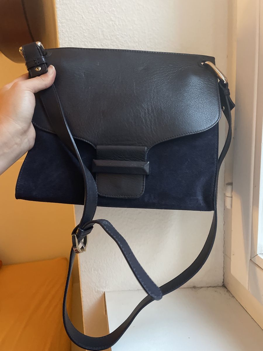 Massimo Dutti Borse da donna: Massimo Dutti Ledertasche, neuwertig, dunkelblau – Nuovo (secondo la descrizione) da Zürich venduto da Carlajimena 6