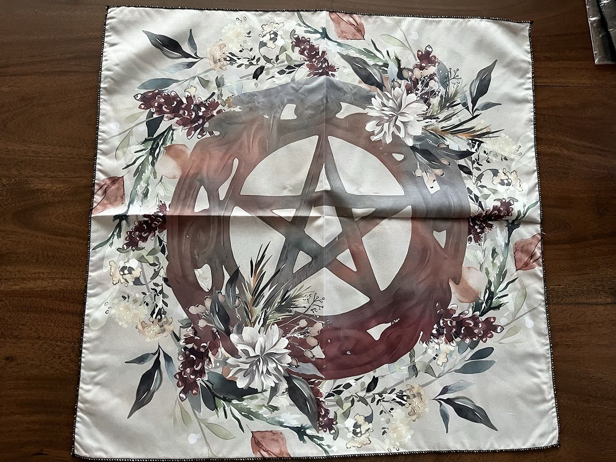 Tutte le decorazioni: Altartuch mit Pentagramm – Nuovo e nell'imballaggio originale da Gams venduto da Mariawicca