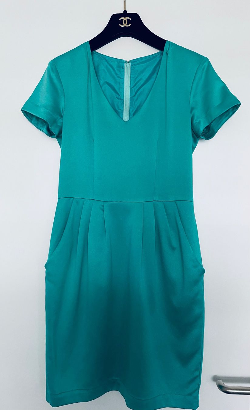 Kleider: Sehr schönes Kleid – Gebraucht aus Winkel von Luxtime