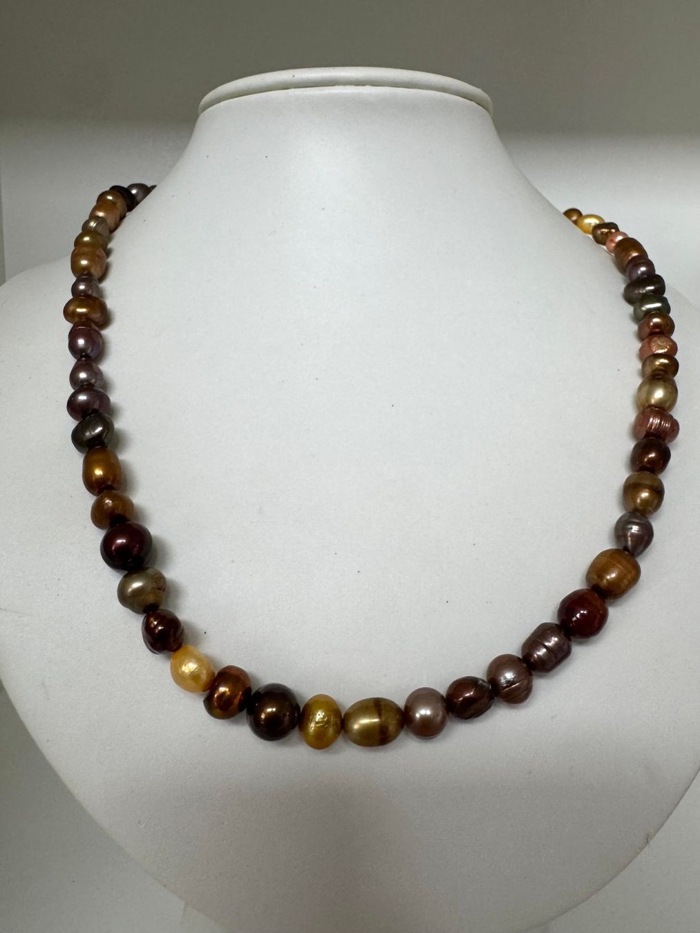 Perle (finte): Halskette Zuchtperlen gefärbt. – Nuovo (secondo la descrizione) da Biberist venduto da tl-schmuck