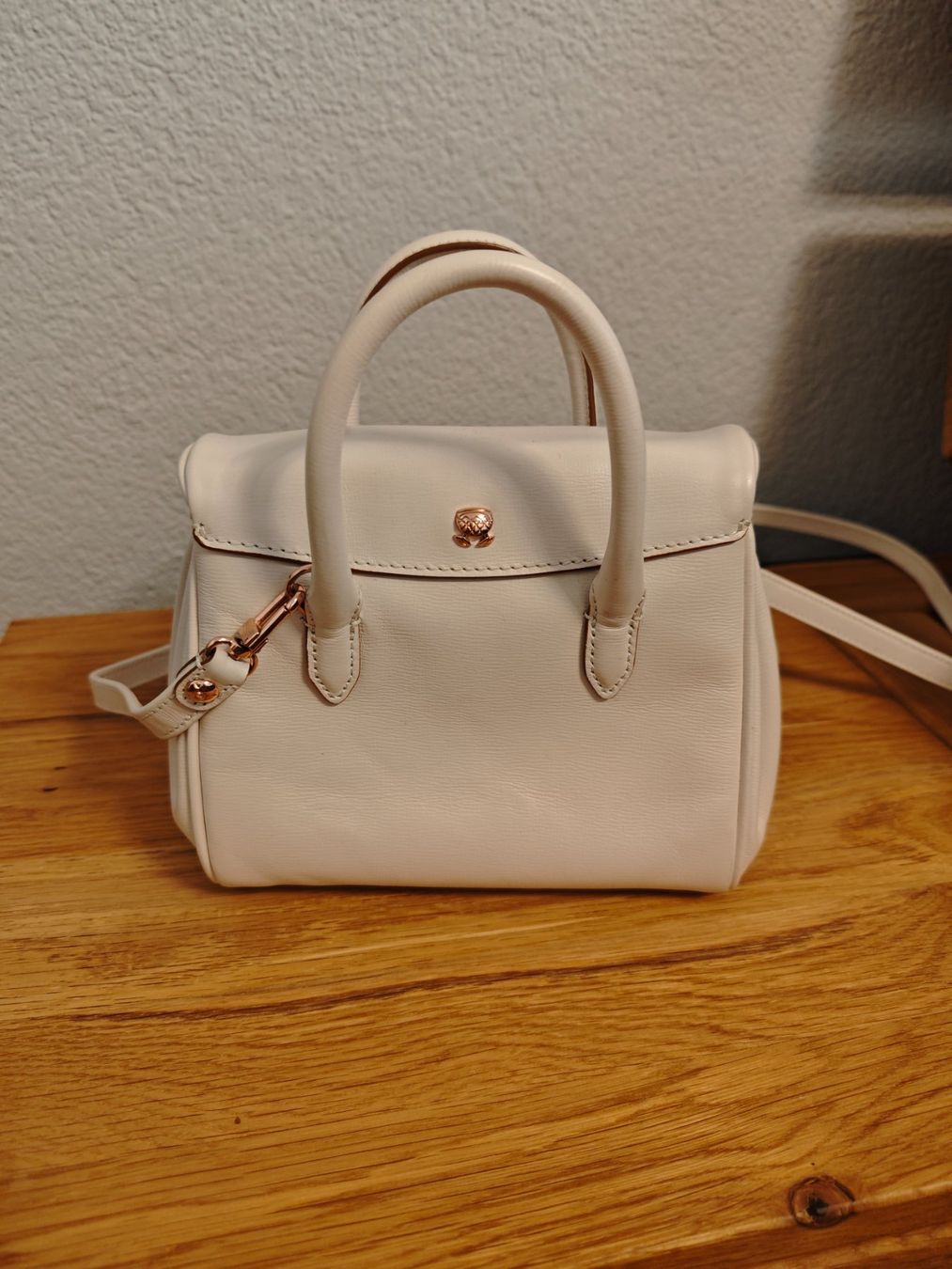 Navyboot Borse da donna: Navyboot Handtasche Crémeweiss, edel 🤍 – Usato da Gunzgen venduto da 0Aurin0 1
