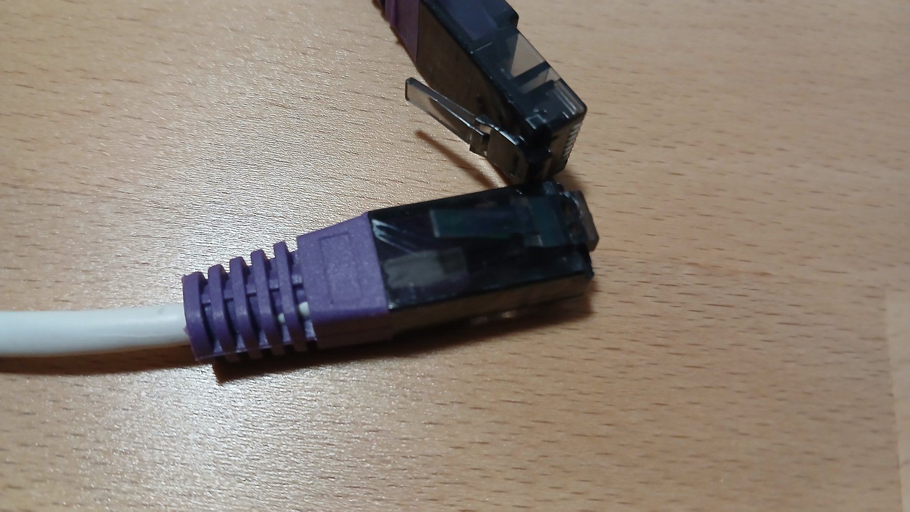 Swisscom Kabel: Internet-Kabel – Gebraucht aus hinwil von tho_j6kz 6