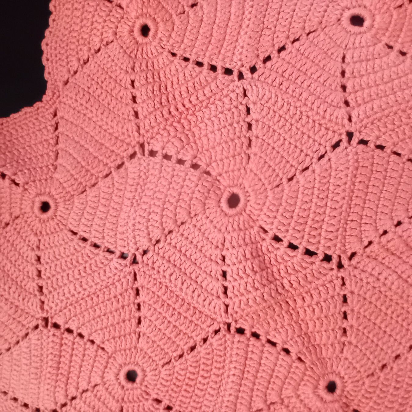 Tutte le decorazioni: Grosser Tischläufer Gestrickt – Nuovo (secondo la descrizione) da Astano venduto da mclotto