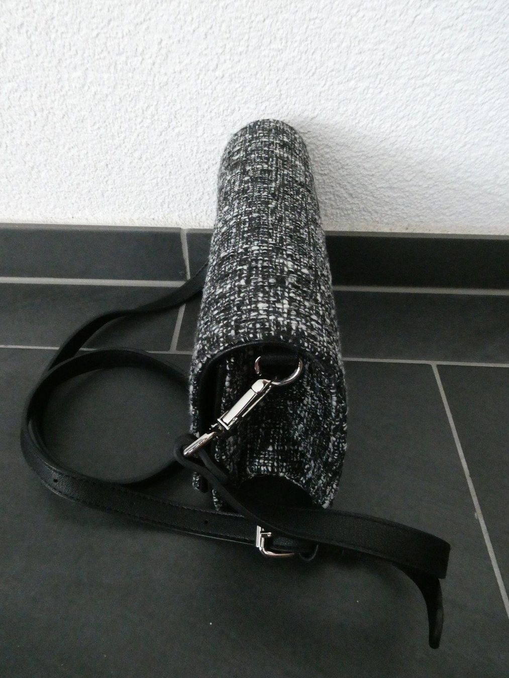 Borse da donna: Handtasche schwarz/weiss – Usato da Zürich venduto da Jo-Ma 2