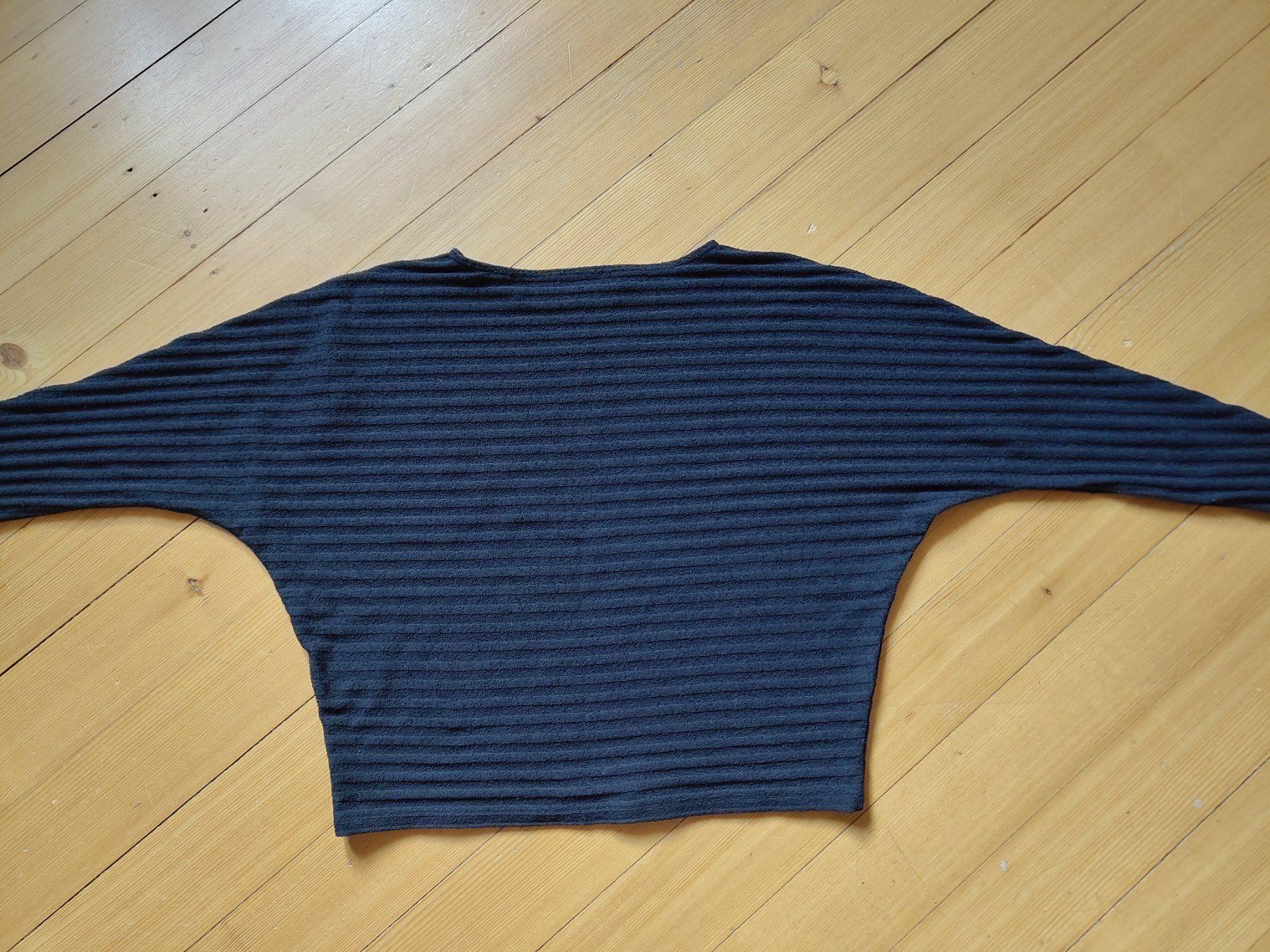 Opus Maglioni & Felpe: Pullover von Opus dunkelblau Grösse 38 – Usato da Basel venduto da ste_g9bv 3
