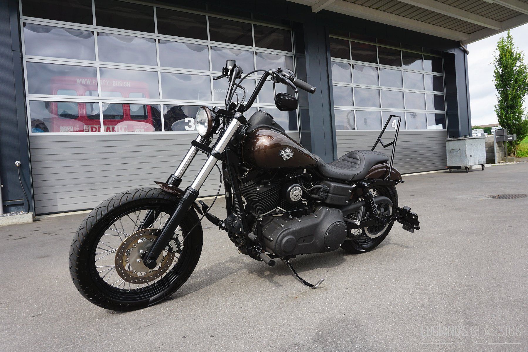 Harley-Davidson Chopper: 2010 Harley-Davidson Dyna Street Bob Custom – Usato da Grosswangen venduto da LUNI_Classic_Cars