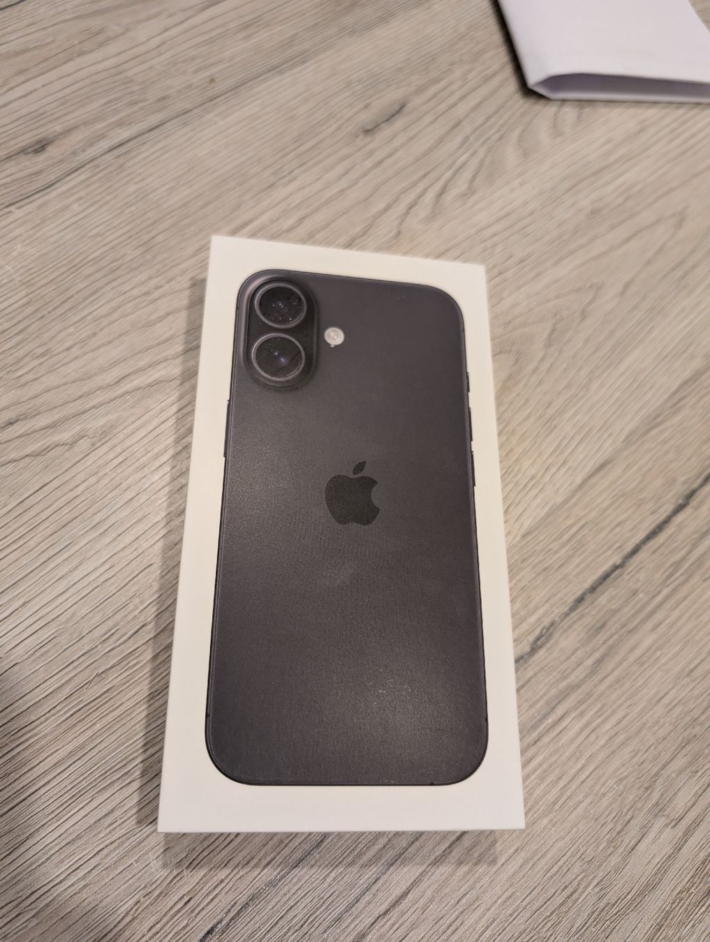 Apple Handys / Smartphones: iPhone 16   128gb NEU  – Neu und originalverpackt aus Wohlenschwil von kos_p6ns 1