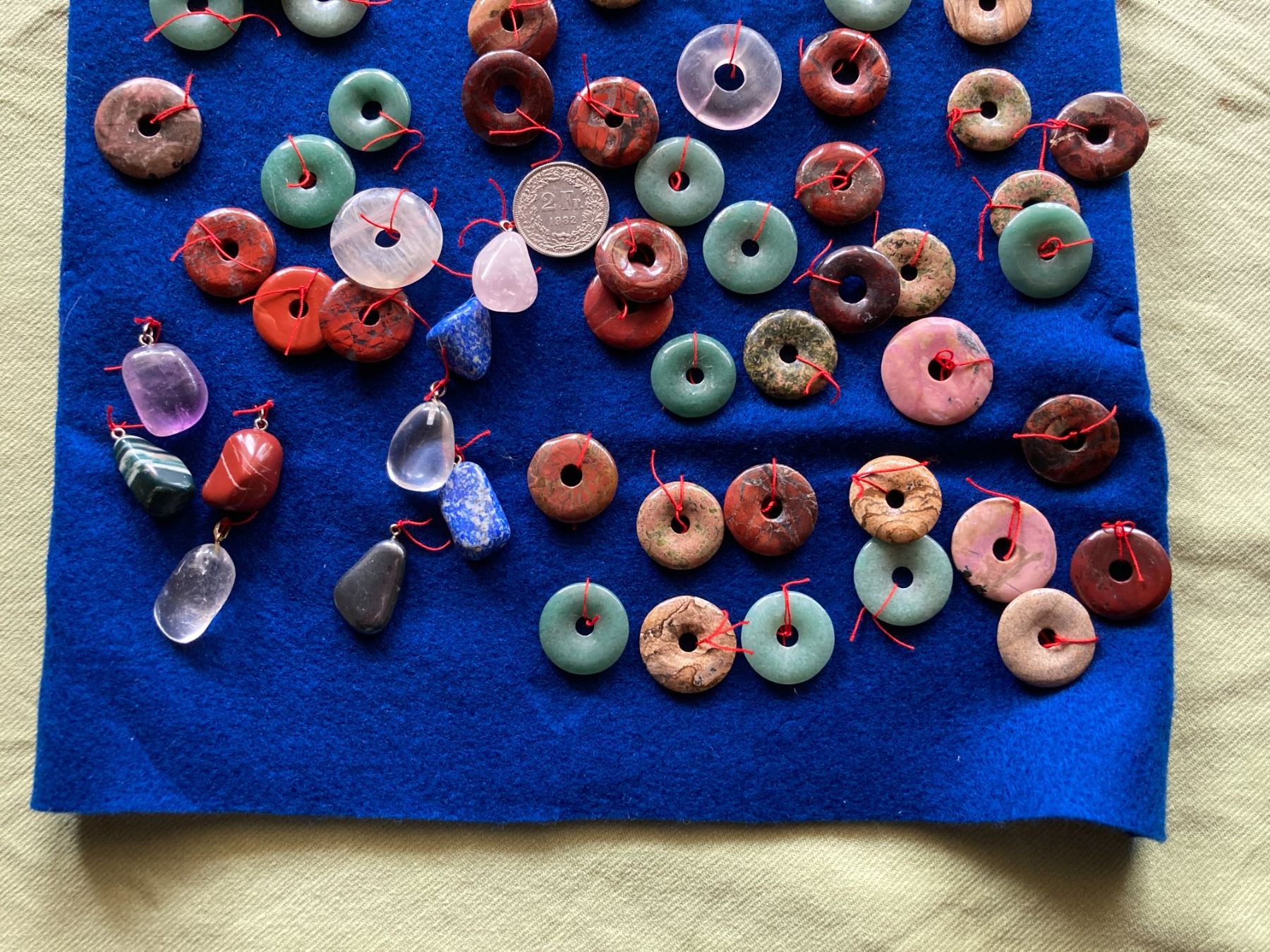 Ciondoli: Verschiedene Edelstein-Schmuck-Anhänger – Nuovo (secondo la descrizione) da Zwingen venduto da Hugom 2