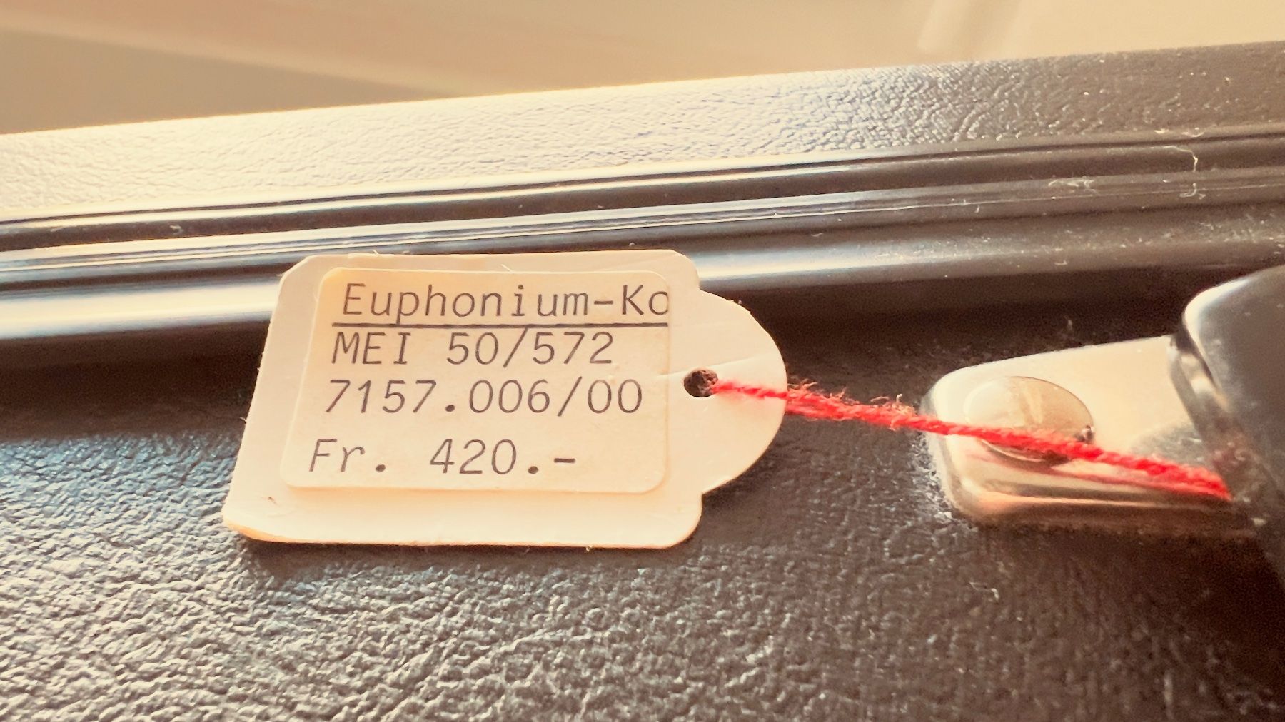 Strumenti musicali: Hartschalenkoffer Euphonium schwarz, nie gebraucht – Usato da Baden venduto da Mercedes_Beer 9