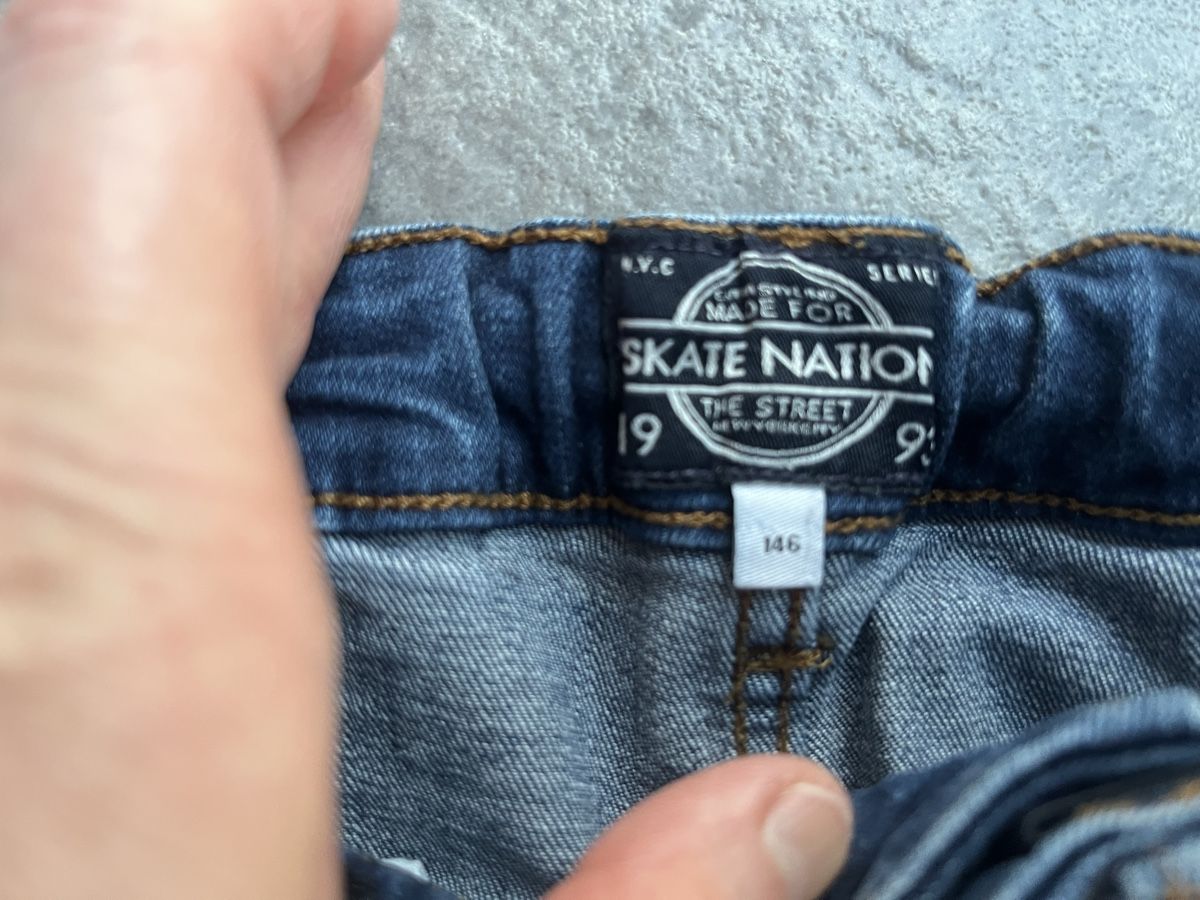 Pantalons: Jeans 146 – D'occasion à Wil ZH par Wonderwoman76 1