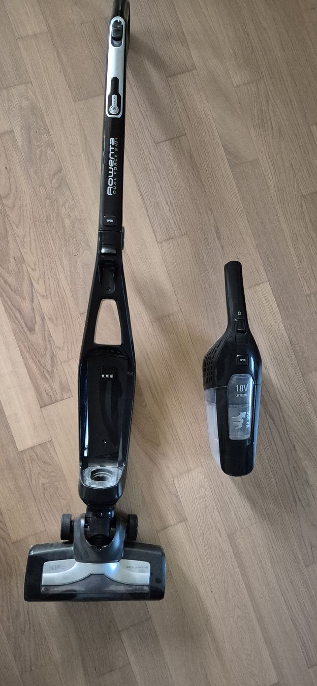 Aspirapolveri & Accessori: Staubsauger mit integriertem Handstaubsauger – Usato da Boniswil venduto da sel_haeusi 2