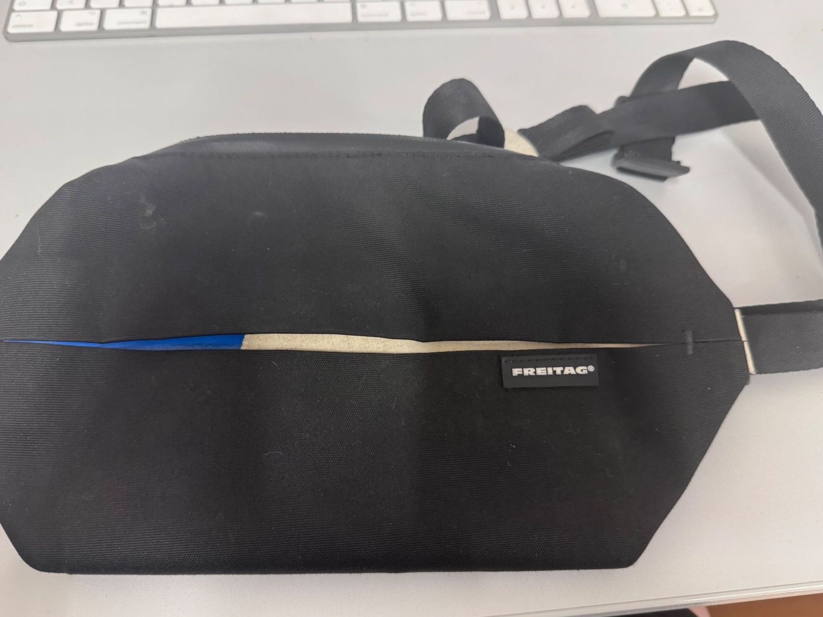 Freitag Sacs: Freitag Tasche Hüfttasche / Bauchtasche – D'occasion à Holziken par brockolino