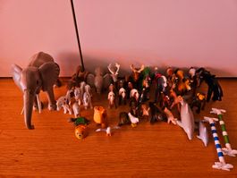 Lot animaux Playmobil, éléphants, chevaux, dauphins, cerfs