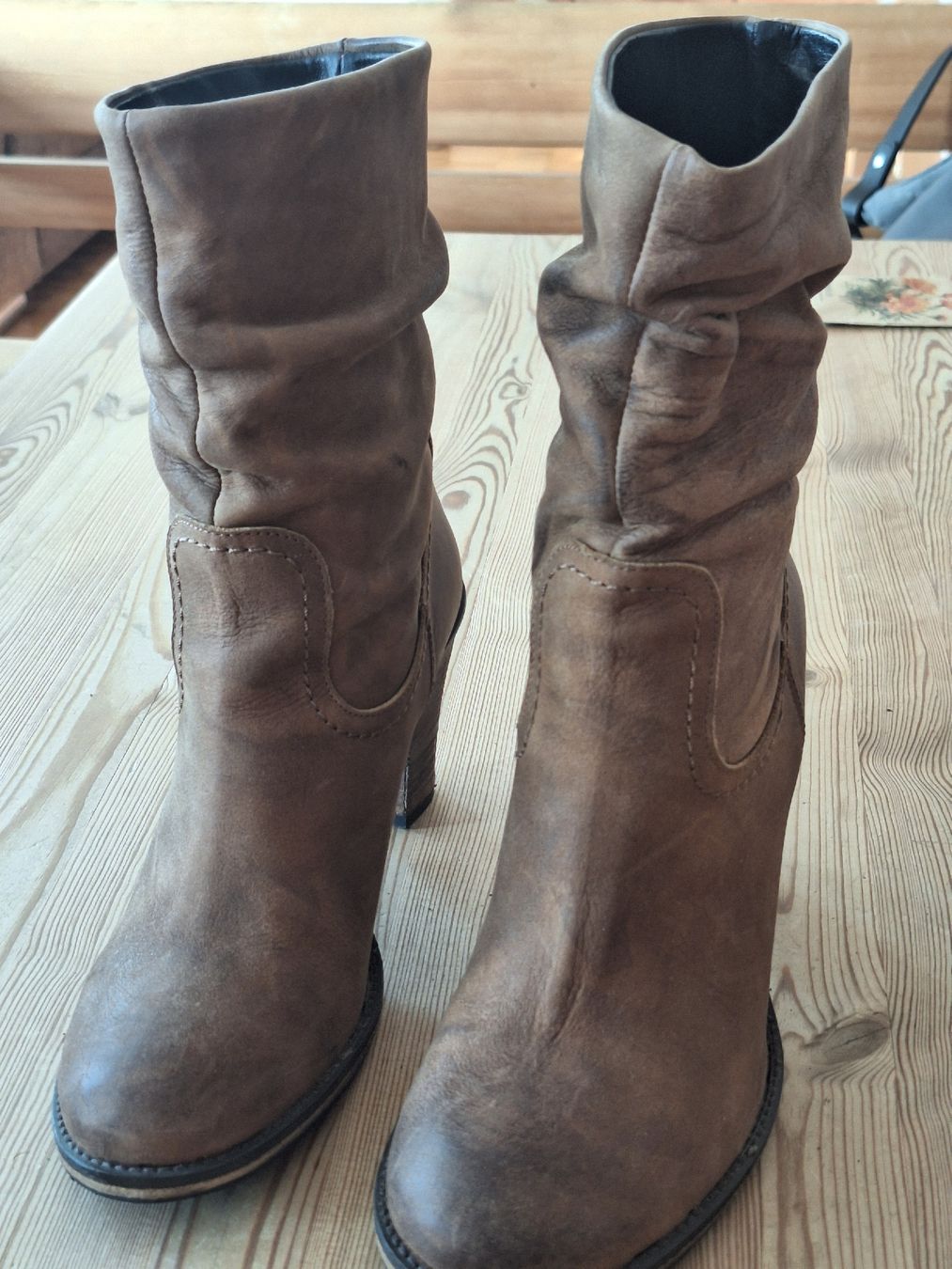 Scarpe da donna: Lederstiefel Gr. 39 – Usato da Bassersdorf venduto da Makeje58 1