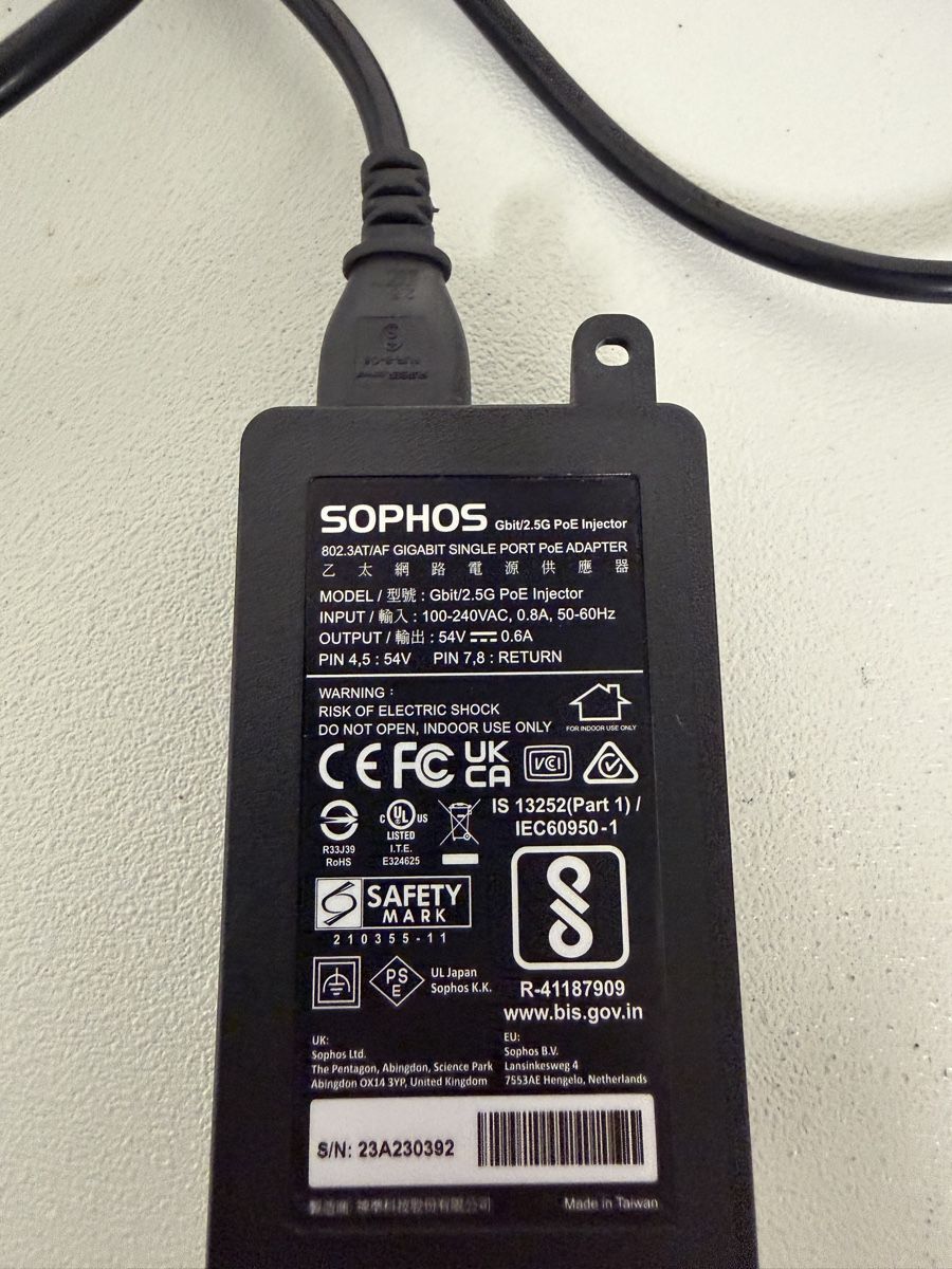 Unità & Adattatore: Sophos PoE Adapter – Usato da Steffisburg venduto da Tim_36