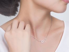 silber halskette mit sterne anhänger
