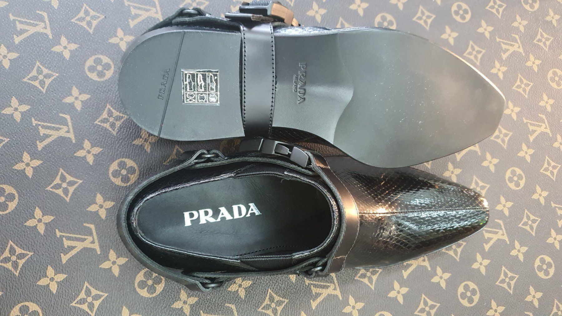 Prada Chaussures femmes: Prada Schuhe – Neuf avec emballage d'origine à Lachen SZ par HelvetiaLuxury 8