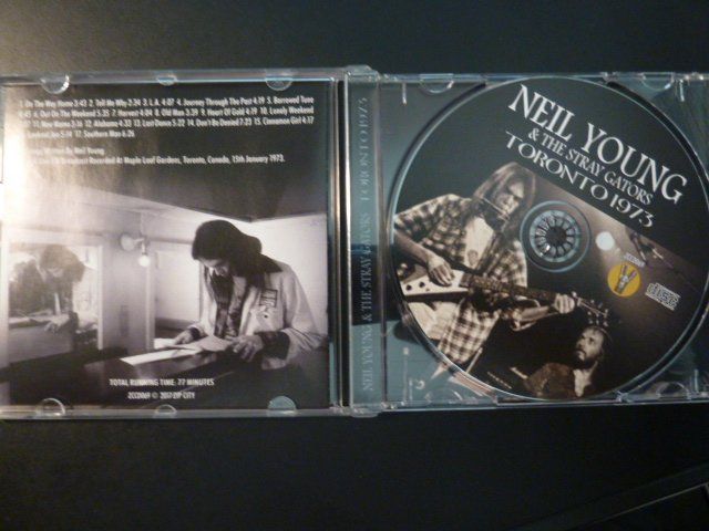 CD: Neil Young & The Stray Gators - Live Toronto 1973 – Usato da Au ZH venduto da sikoku 1