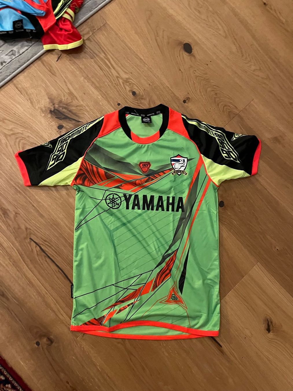 Leibchen & Hosen: Thailand Yamaha Trikot – Gebraucht aus Bern von dav_5gfh