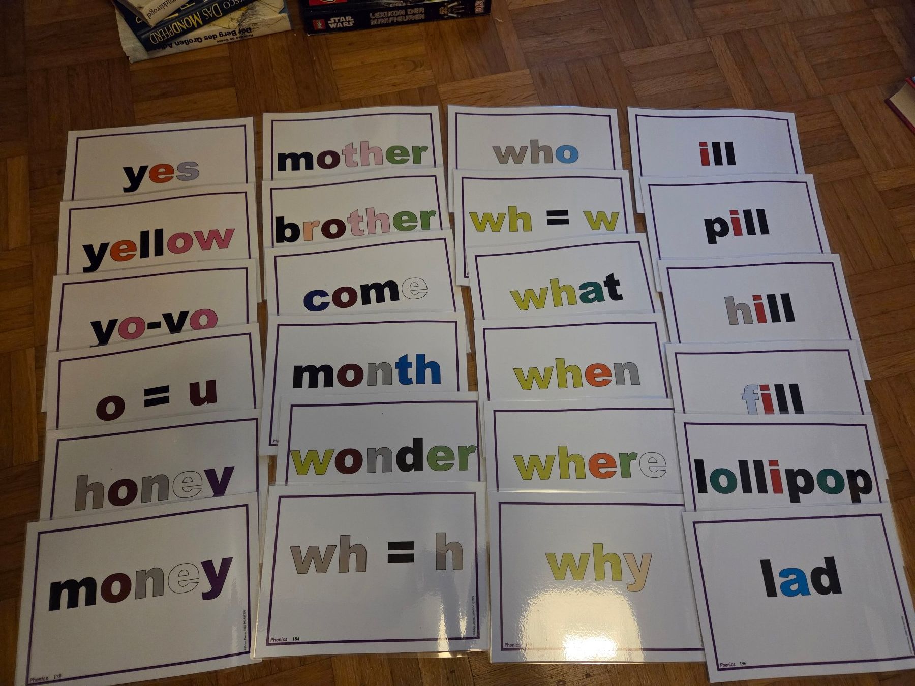 Sonstiger Schulbedarf: Phonic Flascards English – Gebraucht aus Basel von Roundtrip 4