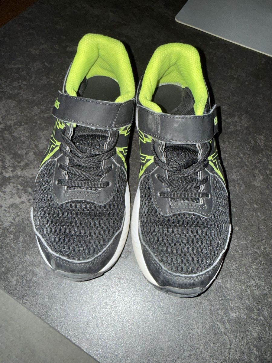 Schuhe für Jungen: Asics Turnschuhe  – Gebraucht aus Rothrist von Lon28 2